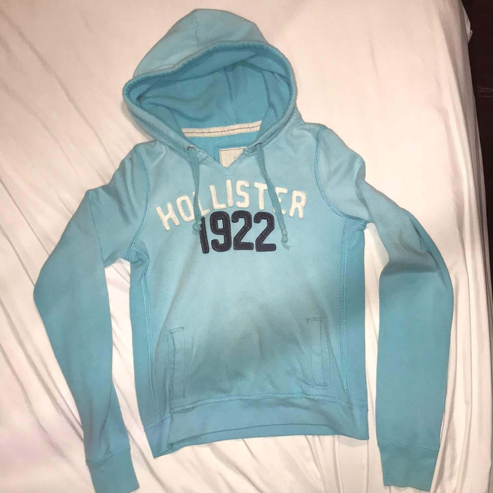 Hollister hoodie light blue size medium